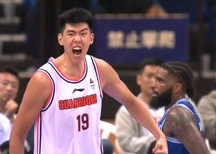 徐昕关键篮板成广东赢球关键,6分10篮板,正负值 11|徐昕|广东宏远