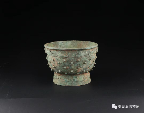 商代 乳钉纹青铜簋