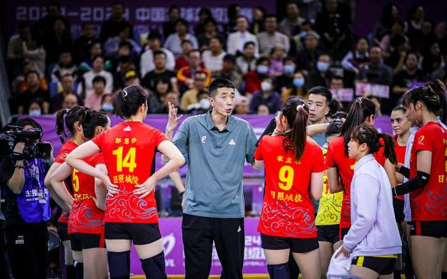 袁心玥现身揭幕战杨方旭成山东助教瓦尔加斯变强助天津开门红