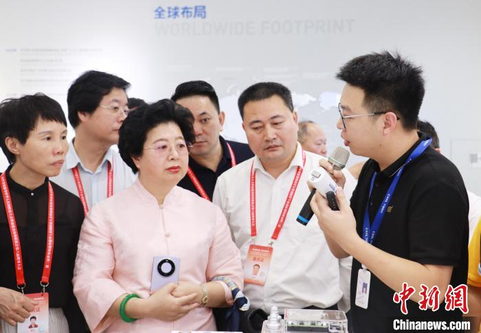 闽侨精英八闽行访问团走进宁德:发挥桥梁纽带作用 共促产业经济发展