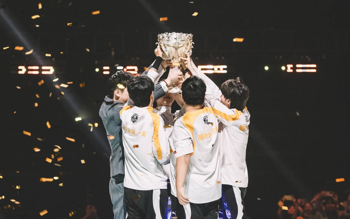 重庆狼队获得2023王者荣耀挑战者杯冠军。 图/KPL王者荣耀职业联赛