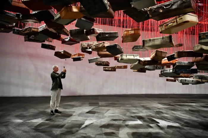 艺术图书室等展馆内的18个展厅各有特色下图为深圳特区报记者 何龙 摄