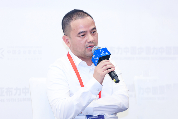 对话鲍师傅创始人鲍才胜:"昙花一现"的红,不是我想要的|鲍师傅_新浪