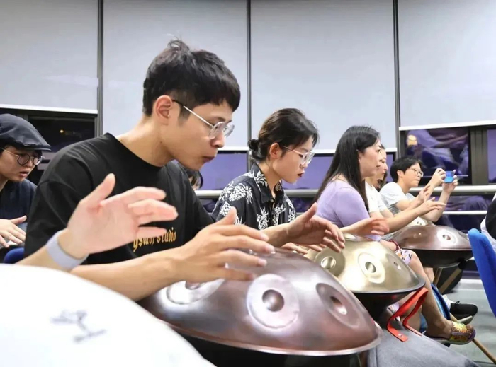 上海市群众艺术馆开设的手碟课程