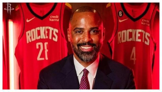 火箭新人逐渐崛起,乌度卡教头眼尖,立志感恩图报|火箭队|执教|狄龙