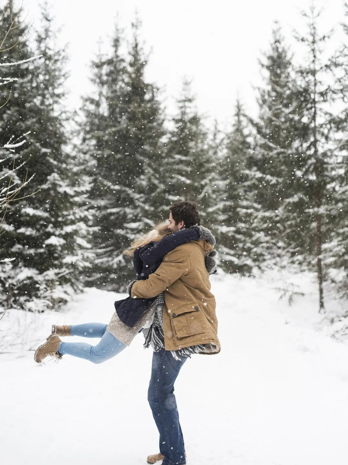 雪后地点:冰城(哈尔滨)人物:最相爱的两个人见证人:每一片雪花在这