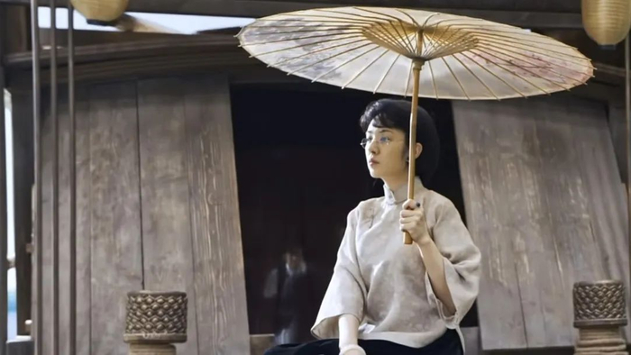 诠释"她"的勇气与力量|光荣与梦想|李小冉|宋美龄_新浪新闻