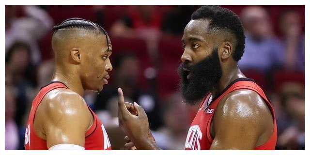 哈登,塔克抵达洛杉矶,引发快船首秀热潮!|哈登|快船|塔克_新浪新闻