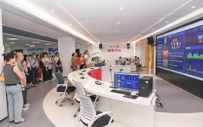 报社开放日带你沉浸式体验记者编辑的工作日常