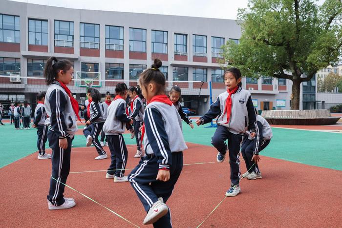 浙江湖州 多举措保障中小学课间十分钟