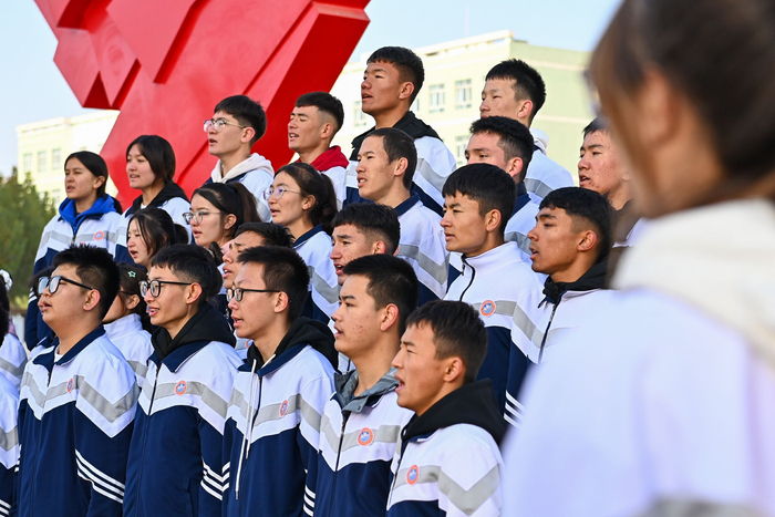 江西教育援疆:打造"红杜鹃"红色文化育人品牌 拓宽育