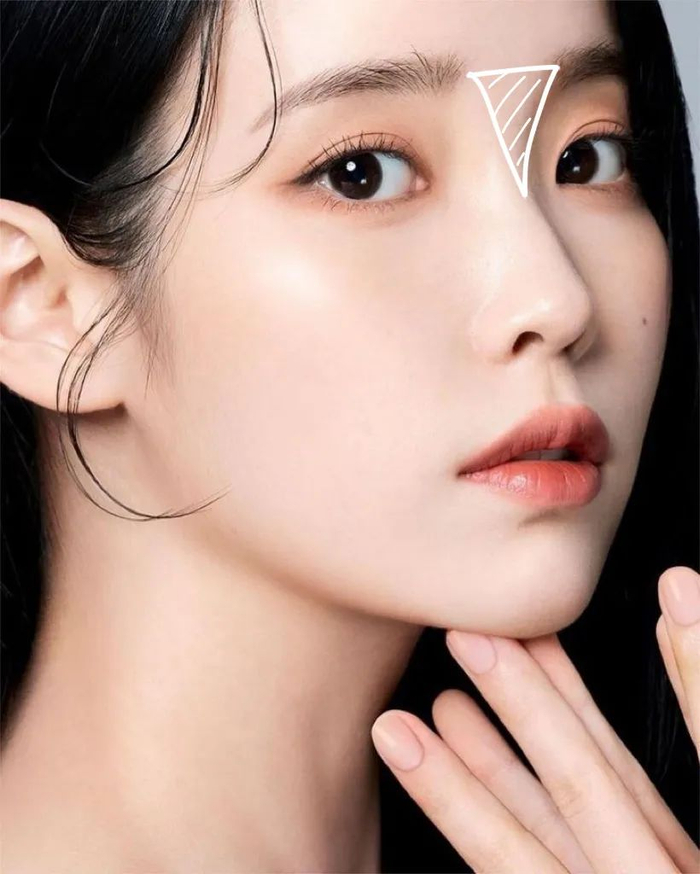 低山根和肉肉鼻审美标准又变了