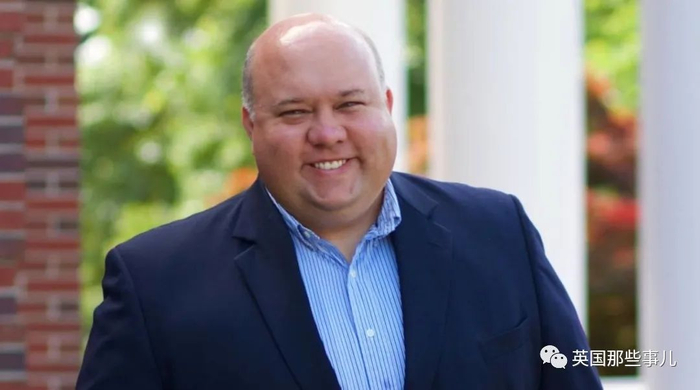 （科普兰生前照）