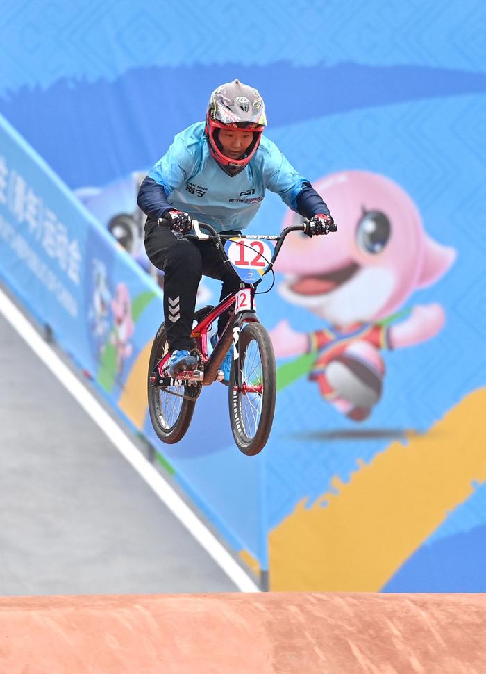 自行車——女子bmx個人賽賽況|自行車|周華|bmx_新浪新聞