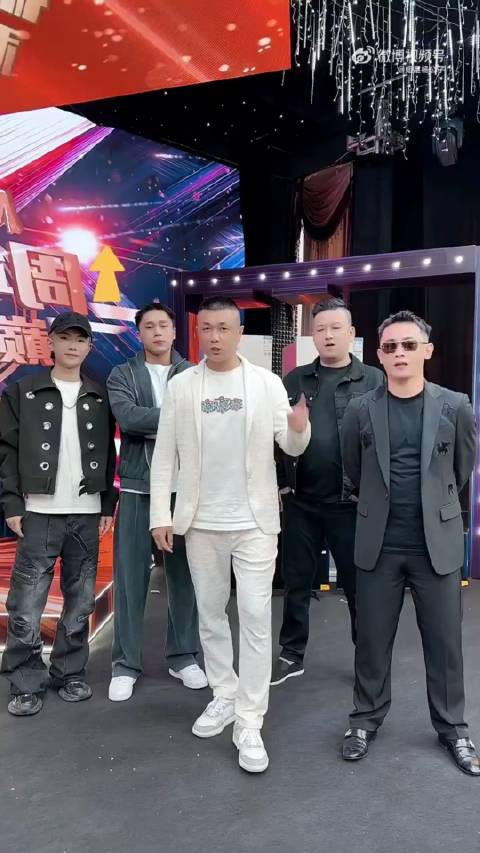 吴迪天津李四刘二狗安然陪太原老葛登峰一战