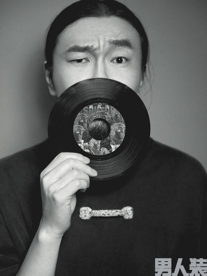 臧鸿飞|老新人类的一天|臧鸿飞|飞飞|录音棚_新浪新闻