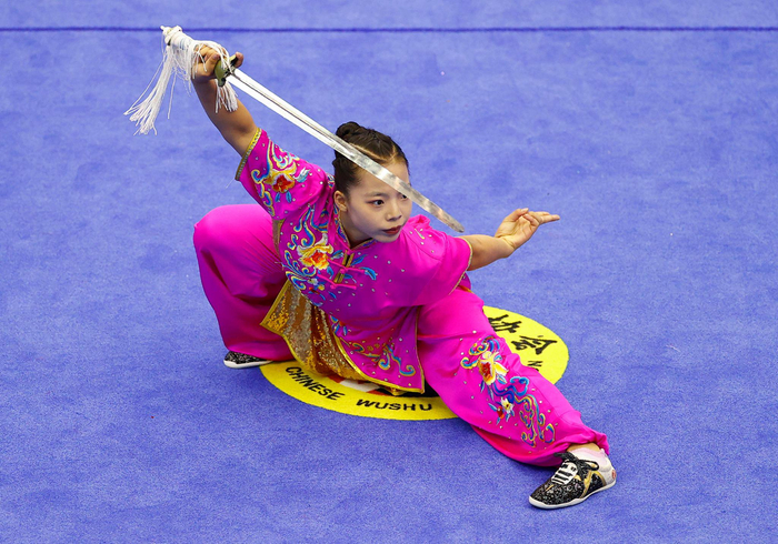 武术套路——中学组女子自选剑术赛况|武术|剑术|北京_新浪新闻