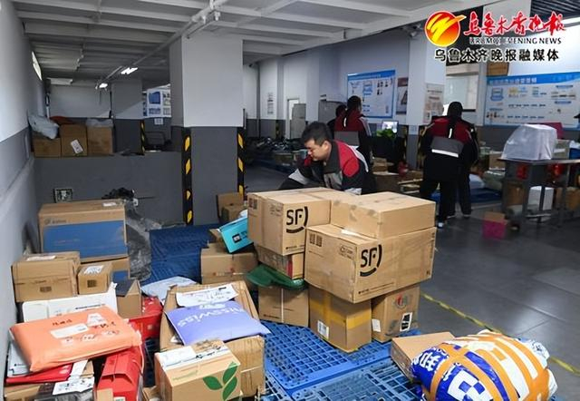 月1日,2日,市邮政管理局组织辖区10家主要品牌快递企业及所有末端企业