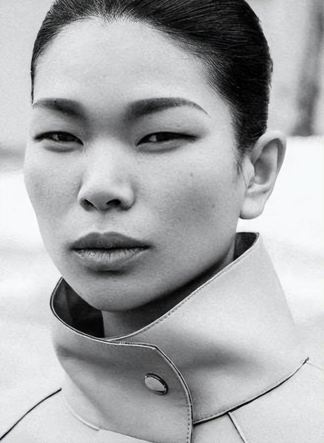 超模吕燕:长相不佳却嫁给法国贵族,吐槽国人不勤劳,被网友怒怼|吕燕