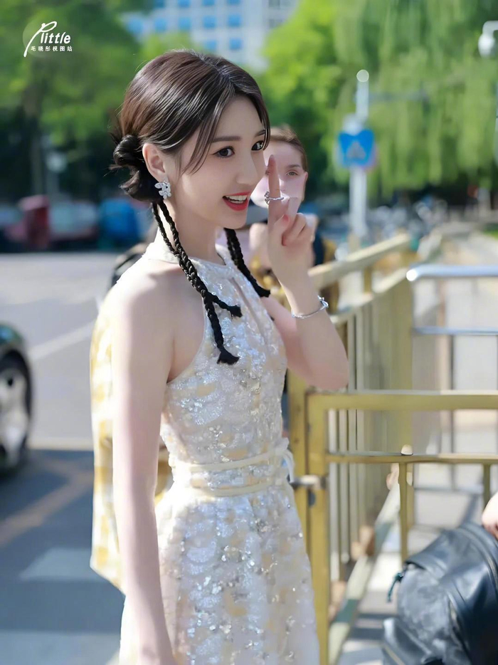 毛晓彤这皮肤状态也太好了吧 好嫩,是有什么好的方法嘛|毛晓彤_新浪