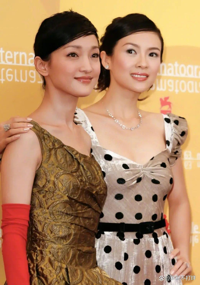 章子怡与周迅的早期同框好美 怎么说是差距明显呢……|章子怡|周迅
