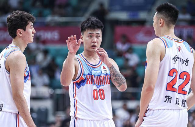 赵睿强势复出,洛佩斯难以招架 cctv5直播|洛佩斯|新疆|新疆男篮_新浪