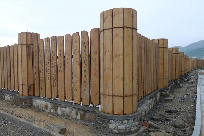 秦简文化墙。新华社 唐荣沛/图