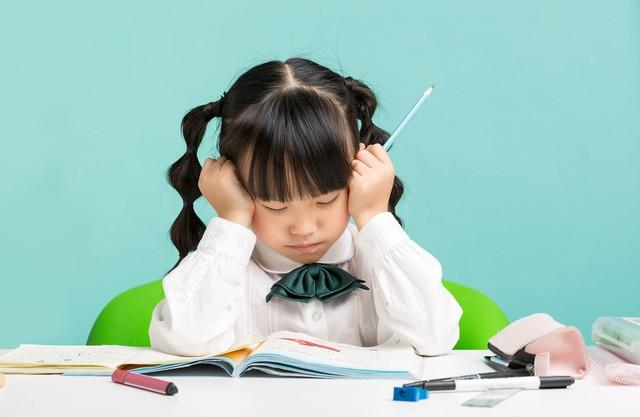 拖拉,走神,不集中?让多动的孩子安静写作业,你只少做了5件事__财经头