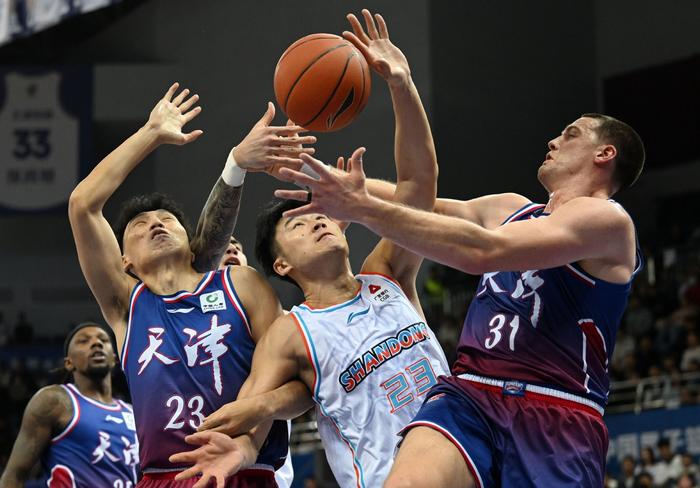 篮球——cba常规赛:天津先行者胜山东高速