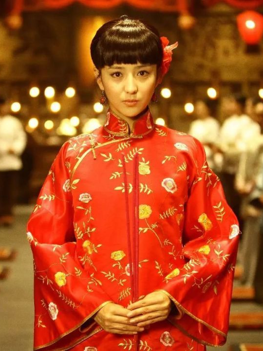 佟丽娅 饰 葛大妮01讲述民国时期传统刀客家族故事将于今晚7:05登陆