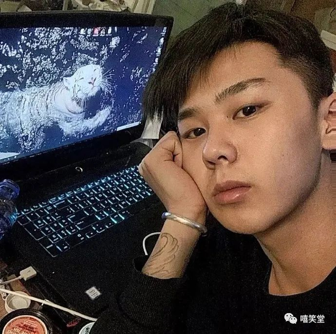 贝贝终于露面!否认和百万网红合作!|网红|新歌_新浪新闻
