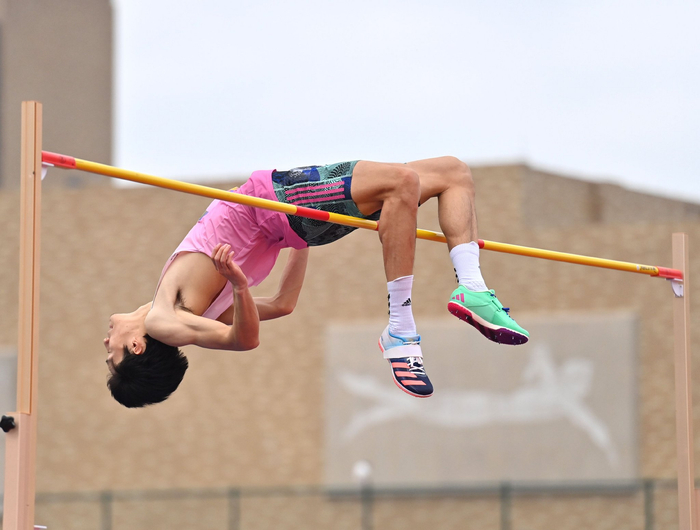 田径——大学甲组男子跳高决赛赛况|田径|男子跳高|浙江队_新浪新闻