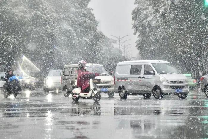 小雨转大雪图片