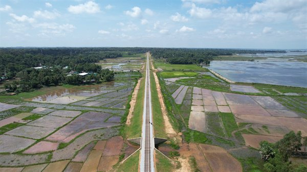 孟加拉国多哈扎里至科考斯巴扎铁路通车