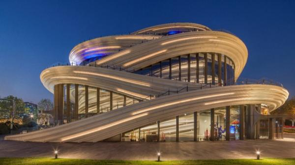 此次论坛由上海广播电视台《印象》节目主办,上海当代艺术博物馆馆长