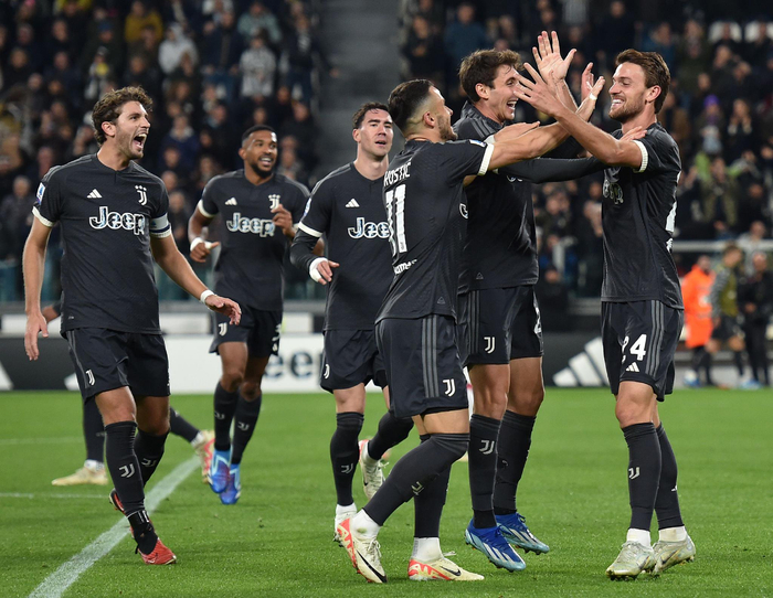 足球——意甲:尤文图斯胜卡利亚里|卡利亚里|尤文图斯队|费德里科_新