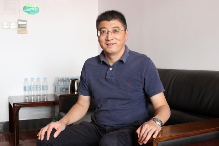 让搞足球的学生变优秀——访上海校园足球发展中心副主任刘兵|上海市