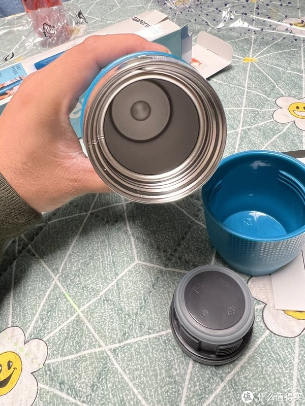 新入手了特百惠保温杯冬天要多喝热水