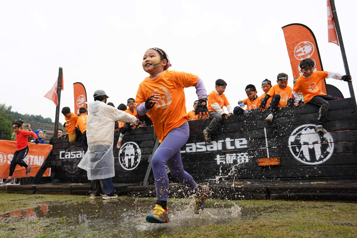 斯巴达勇士赛杭州站收官,近6000名勇士挑战"硬核"周末|勇士|杭州_新浪