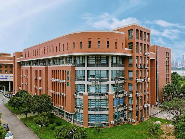 服务湾区生物医药产业 培养未来创新领军人才|药学|中山大学|药学院