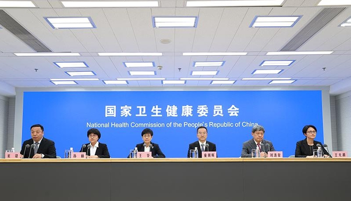 国家卫健委:多种呼吸道疾病交织叠加→|呼吸道疾病|卫健委|阿奇霉素