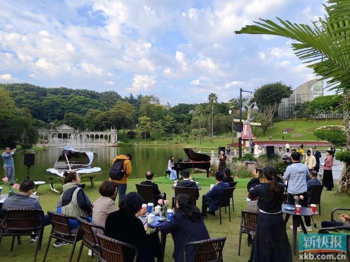 即是公園景區和珠江鋼琴集團合作的見證,代表著藝術文化與現代園林的