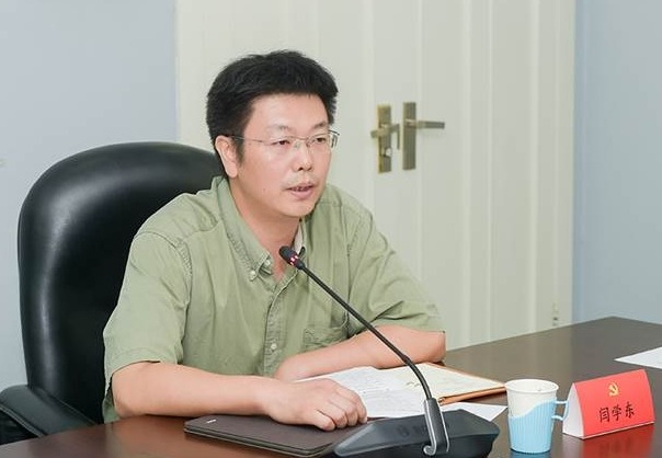 闫学东曾任北京交通大学党委常委,副校长.