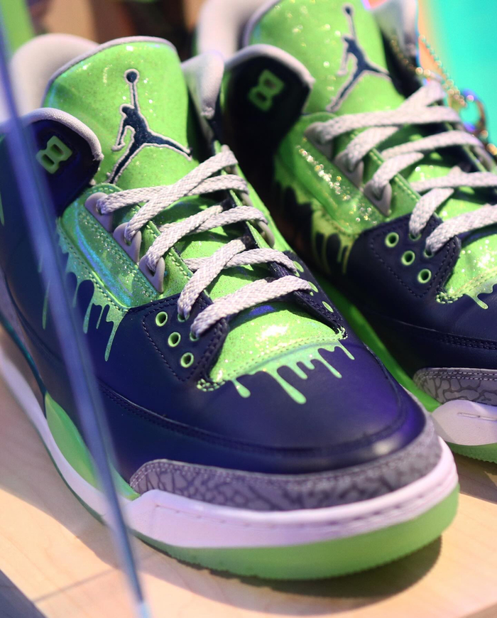 「慈善」aj3 最新实物曝光!日期确定!|迈克尔·乔丹_新浪新闻