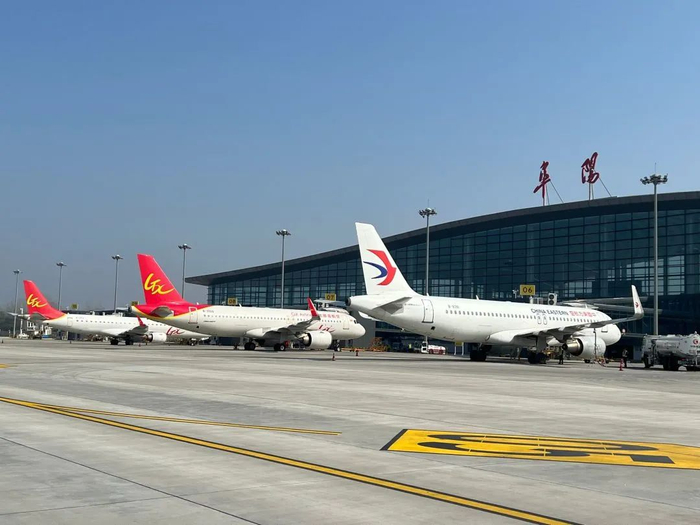 刚刚,阜阳机场传来.|阜阳市|长春市|航线_新浪新闻