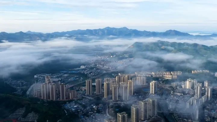 望谟县宜居宜业市民客商乐享幸福