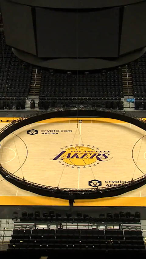 湖人主场地板换新真是个大工程啊