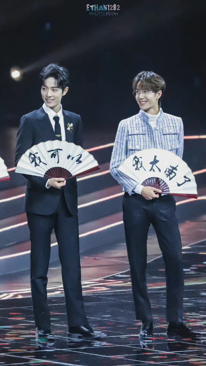 倒是让王一博肖战同台,给我点颜色瞧瞧呢|肖战|王一博_新浪新闻