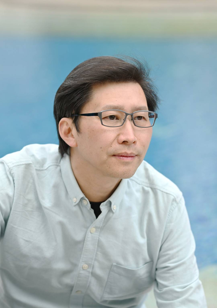 鲁奖诗人李元胜诗歌一直是我重建或修复内心的秘密营地封面专访