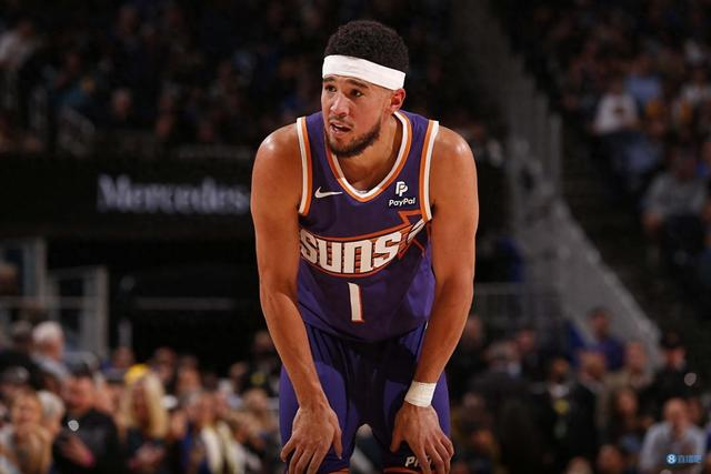 明日太阳对阵森林狼!布克大概率出战 此前因小腿拉伤连续缺阵5场|布克